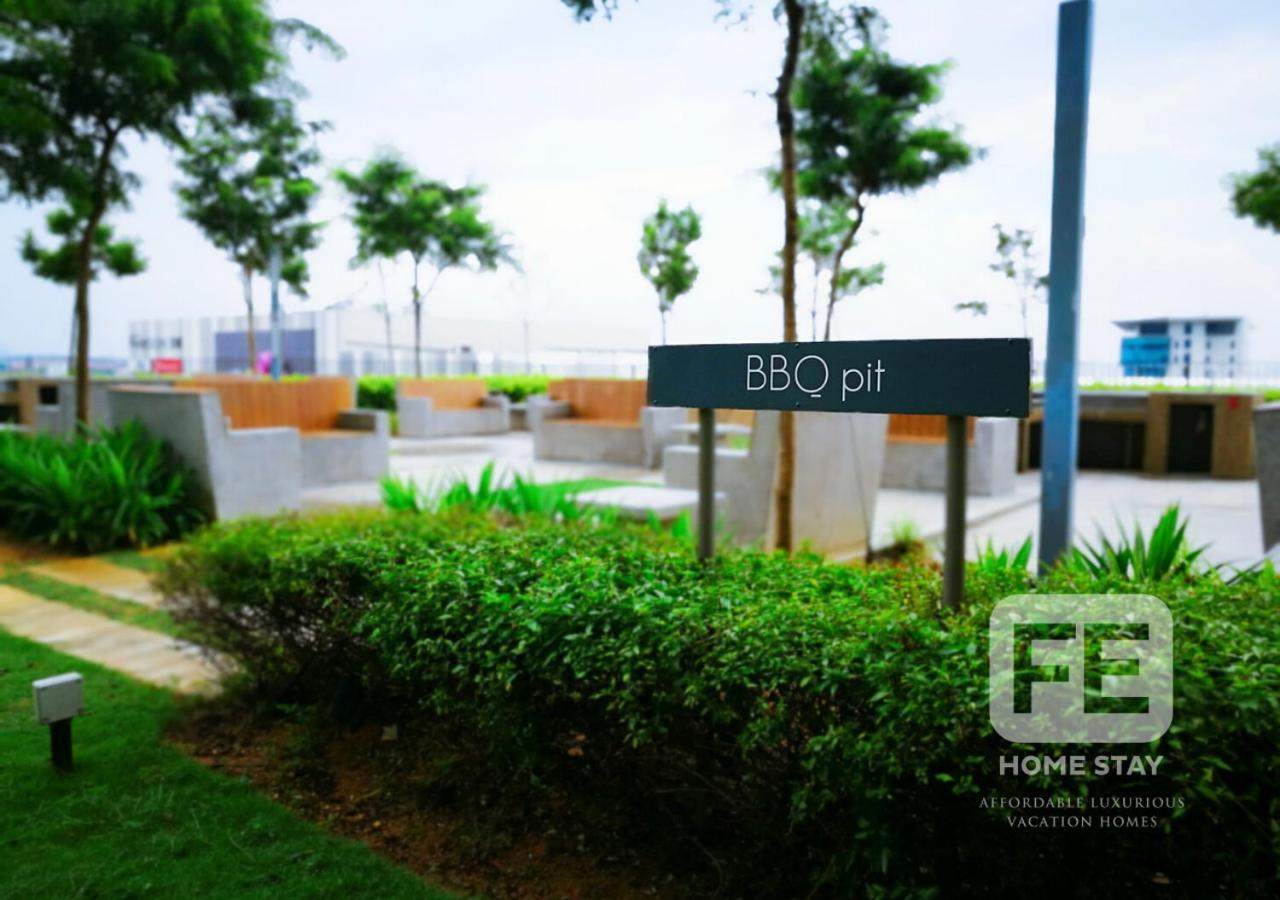 Netflix Wifi Trefoil Homestay Setia Alam Sacc Homestay Fe Shah Alam Kültér fotó